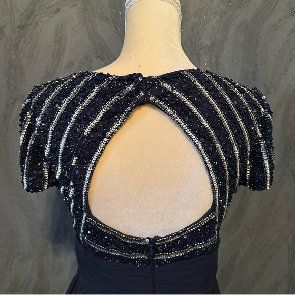 Womens JS Collection Gown/ Mother of the Bride Size 14 Navy Blue, Embellished - Picture 7 of 7